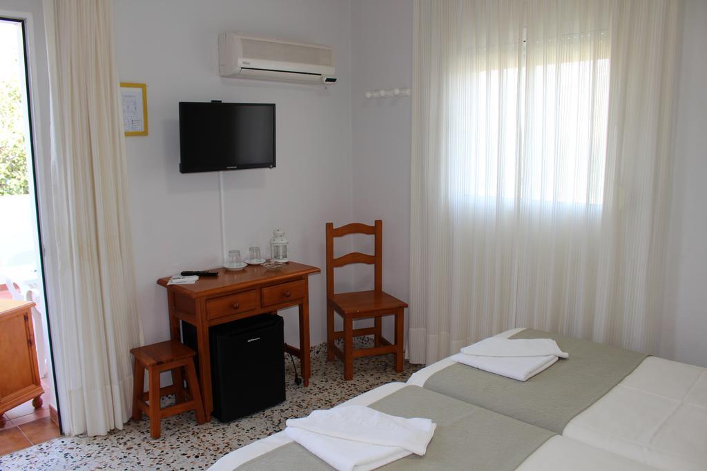Apartamentos Bolonia Paraiso Exterior foto